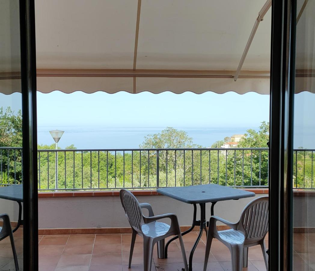 Agriturismo Agri Armonia San Lucido Eksteriør billede